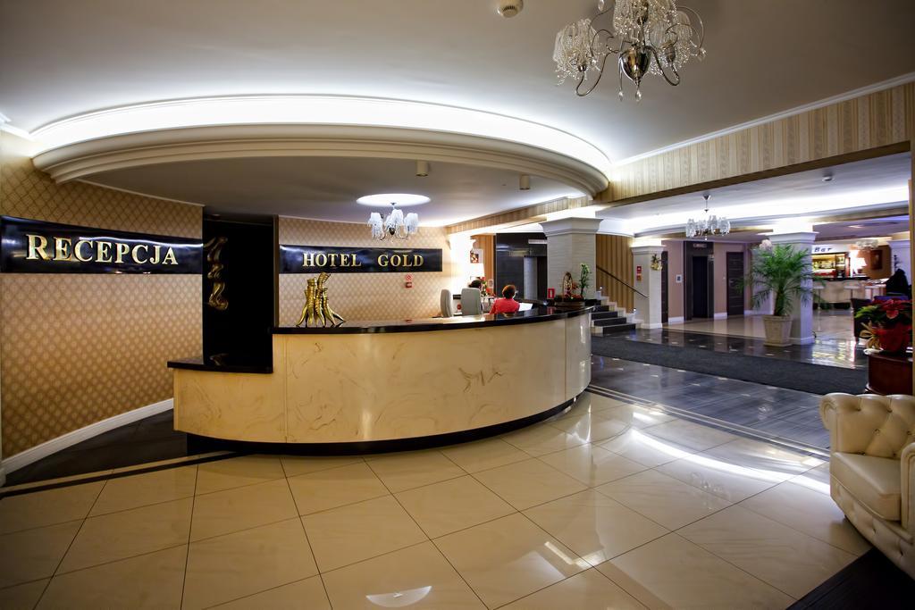 Hotel Gold Дембица Экстерьер фото